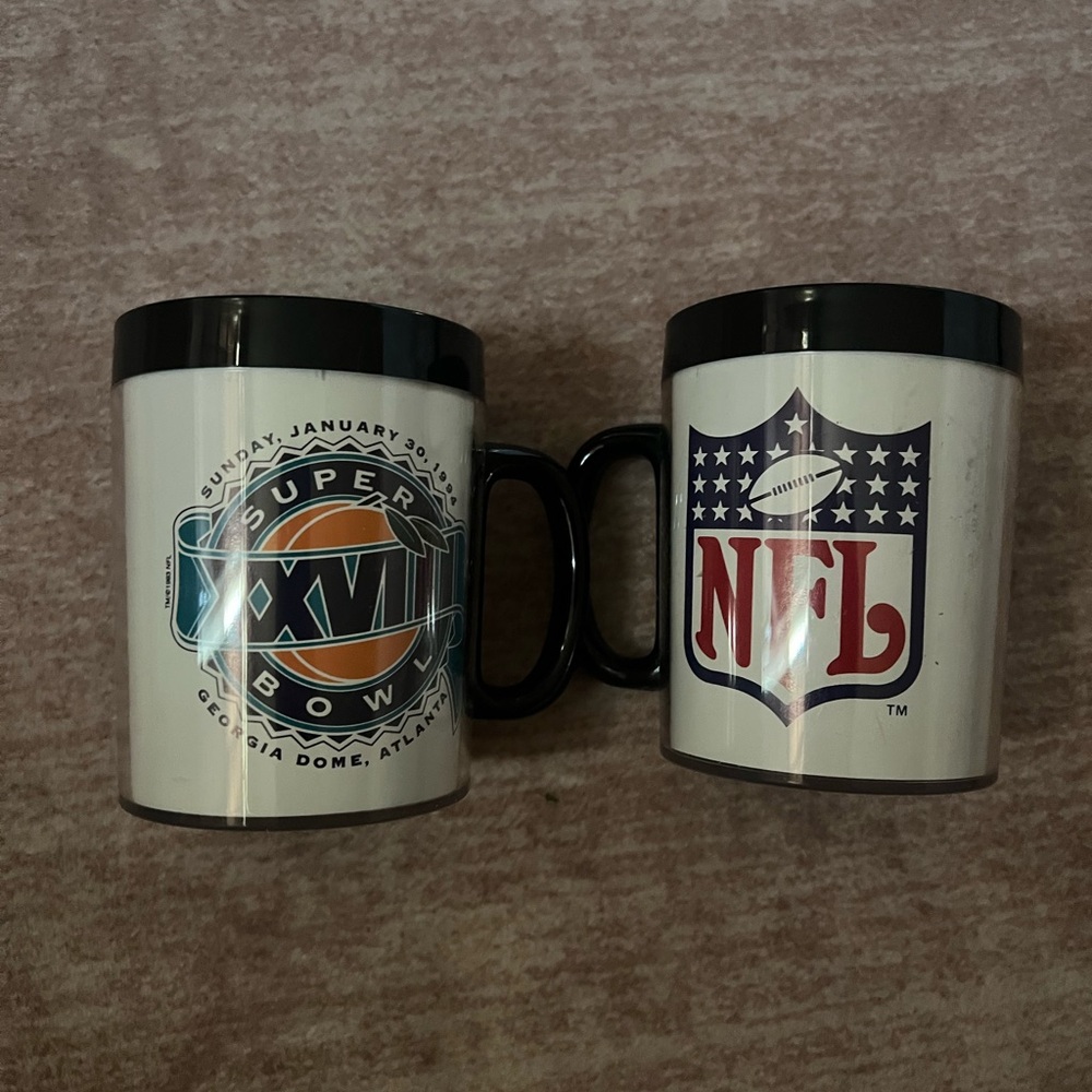 NFL Super Bowl XXVII White and Black Mugs